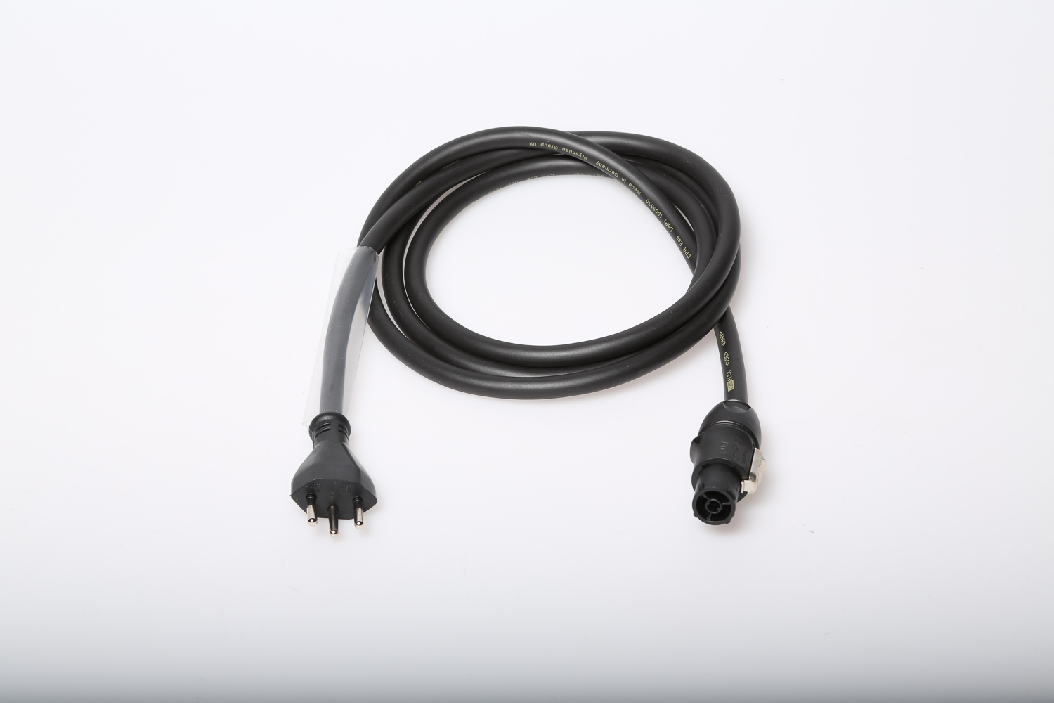 Câble d'alimentation PowerCON True1, H07RN-F 3 x1,5 mm2, 2 m, avec fiche injectée T12